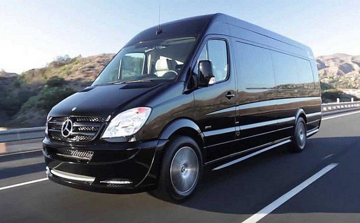 Mercedes Minibus, Tours in Athens Greece